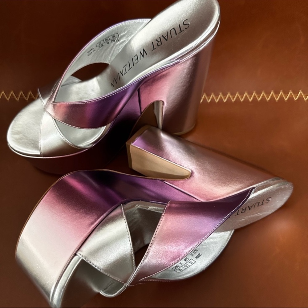 Wedge purple sandal